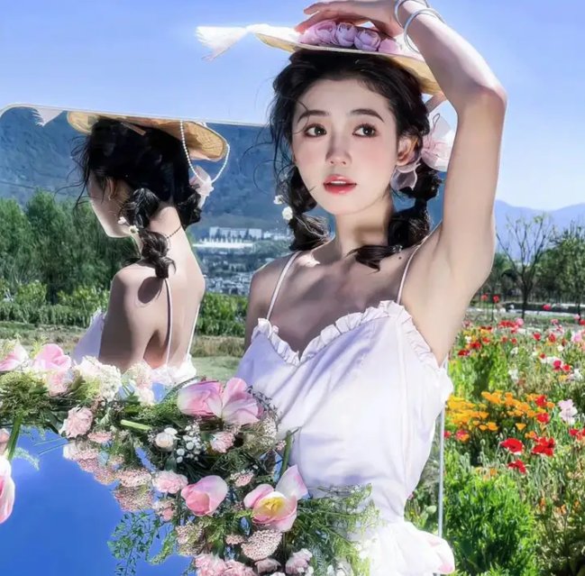 挥著翅膀的女孩